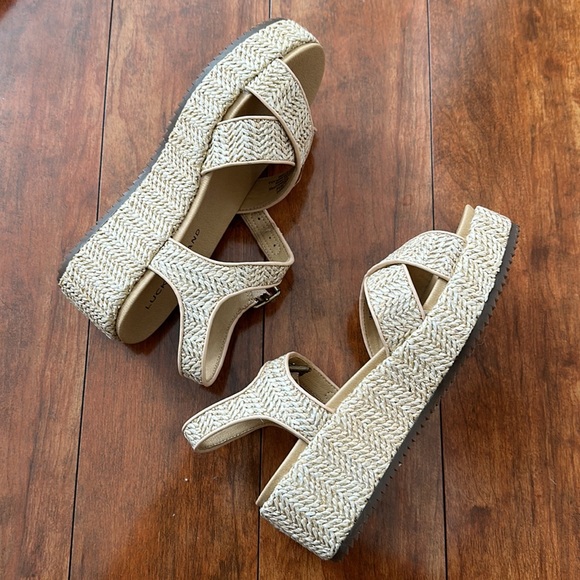 Only used once. In perfect condition. - Picture 4 of 6